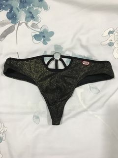 (Category: ) located in . Submitted by boytoy.closet.clearance (Listing ID 1453852869, Image 1). Description: .