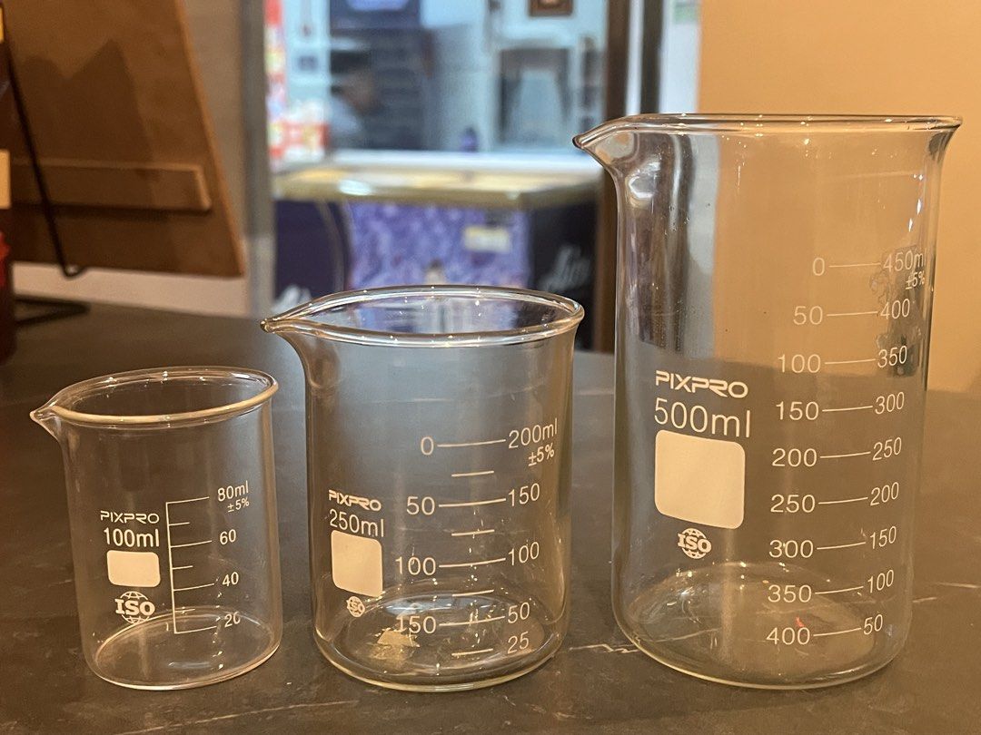 PIXPRO Glass Beakers (100ml, 250ml, 500ml) (Category: Medical Supplies & Tools) located in Cebu City. Submitted by zershrovv (Listing ID 1453925210, Image 1). Description: - Set of 3 PIXPRO glass beakers - Includes 100ml, 250ml, and 500ml sizes - Clear volume markings on all beakers - Made of durable glass - Ideal for lab work, science experiments, and DIY projects.