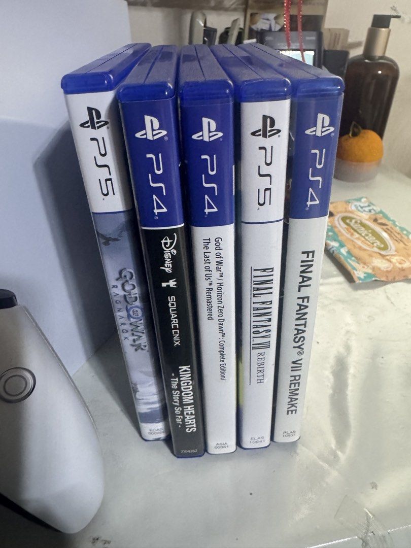 Playstation 5 Slim 1TB with games (Category: PlayStation) located in Bacolod City. Submitted by bjmontz (Listing ID 1453825368, Image 2). Description: Comes with 1 controller.