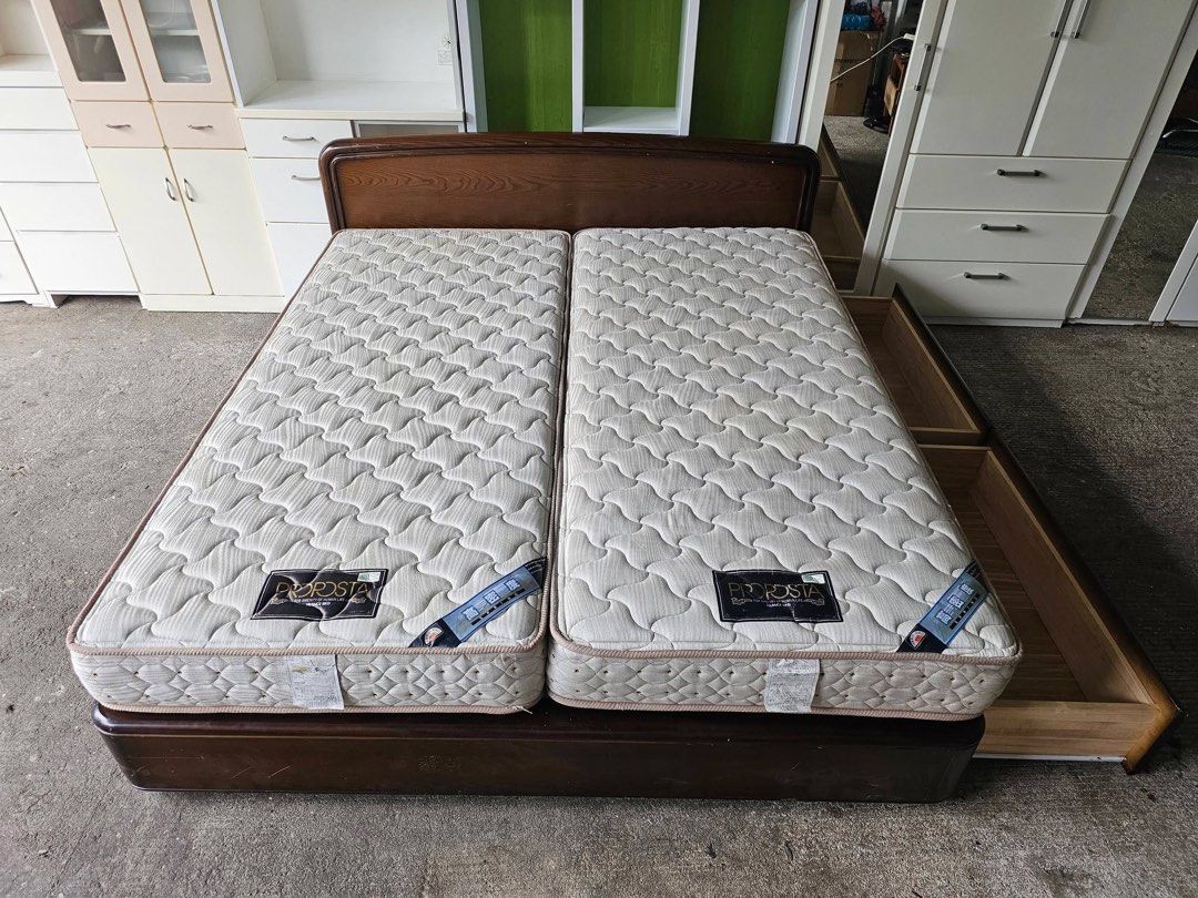 Queen Size Bed Set(France Bed) (Category: Bed Frames & Mattresses) located in Quezon City. Submitted by ledamadel (Listing ID 1453991169, Image 3). Description: Queen Size Bed Set(France Bed) ✔️L-68 H-30 W-80 Inches 📐 ✔️Solidwood Frame🪵 ✔️Scrarches As-is!! 👌 Location: 40 Aplaya St. Napocor Village Tandang Sora Quezon City. For inquiry please Pm us or Call. 09066885859 Please like our page thanks! 👇👇👇👇 KMA O’shop #japansurplus #kmaoshop #ka