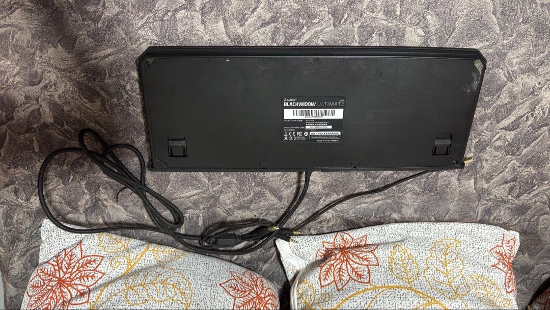 Razer BlackWidow Ultimate 2014 Mechanical Gaming Keyboard (Category: Computer Keyboard) located in Manila. Submitted by hi_gangelo (Listing ID 1453973698, Image 3). Description: hi there! ⌨️✨ letting go of this Razer BlackWidow Ultimate 2014 Mechanical Gaming Keyboard! clearing out old setup gear. Selling Price: ₱500 (Price is negotiable for sure buyers) What's included / Features: Classic mechanical gaming keyboard with braided cable and built-i