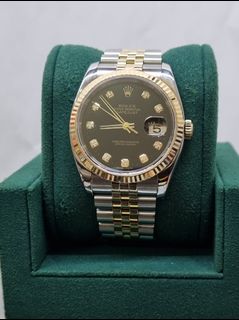 (Category: ) located in . Submitted by ngeehoewatches (Listing ID 1453946093, Image 1). Description: .