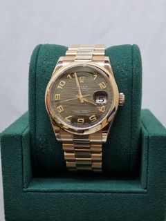 (Category: ) located in . Submitted by ngeehoewatches (Listing ID 1453946141, Image 1). Description: .