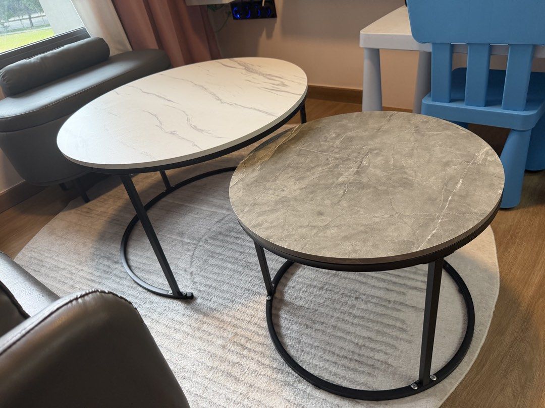 Round table (Category: Tables & Sets) located in Singapore. Submitted by siti_zoul09 (Listing ID 1453880863, Image 3). Description: Slide the pictures for spesification.