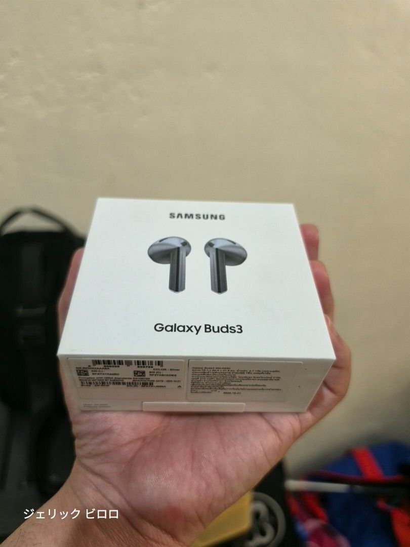 Samsung buds 3 (Category: Earphones) located in Pasig City. Submitted by jherz1993 (Listing ID 1453989988, Image 2). Description: samsung galaxy buds 3 original and brandnew sealed. meet up is around cogeo antipolo or robinsons antipolo cogeo padilla..