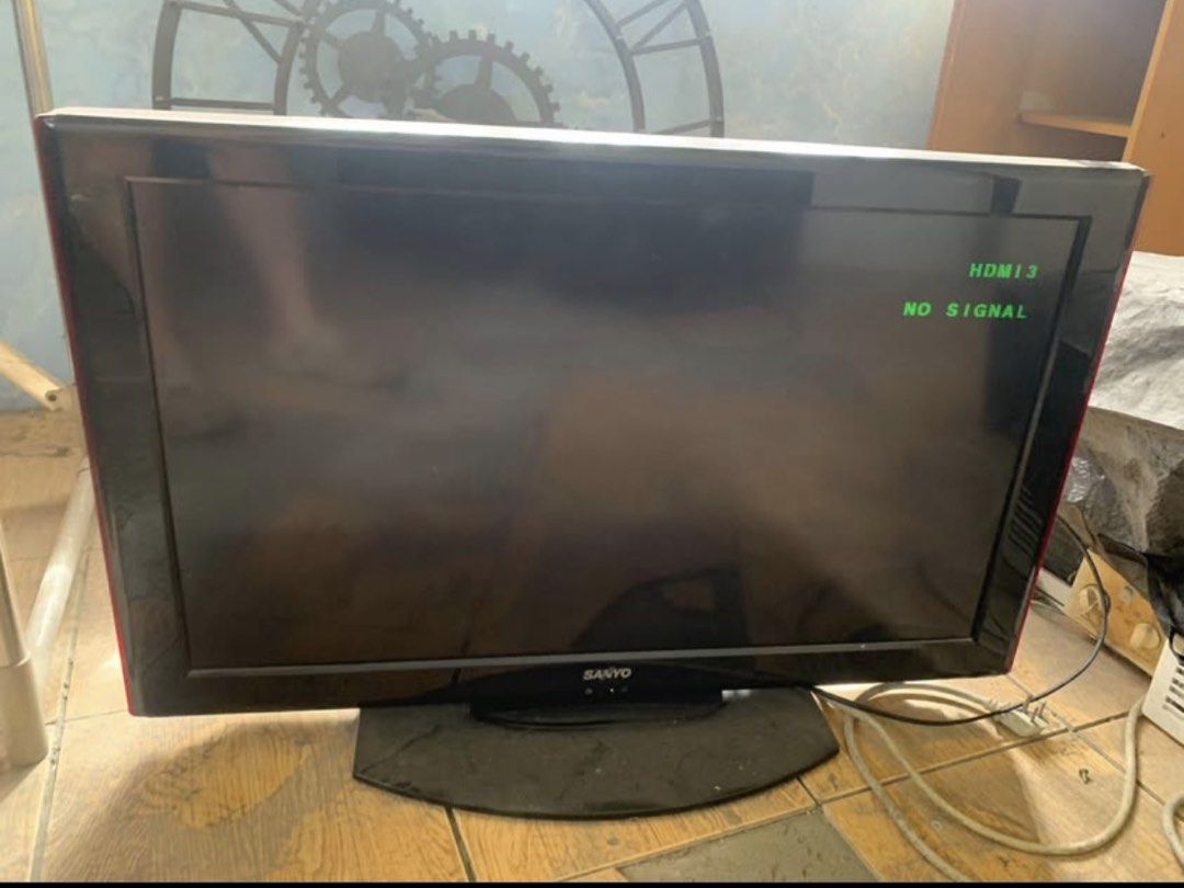 Sanyo and LG Televisions (Category: TV) located in Manila. Submitted by penales.ico (Listing ID 1453904847, Image 3). Description: TAKE ALL FOR 2500! NEGOTIABLE PA. SANYO 34K40 1 -NO ISSUES SANYO 34K40 2 -SEE PICTURE, DELAMINATION LG 32LK310 -SLIGHT WHITENING OF EDGES NG SCREEN.