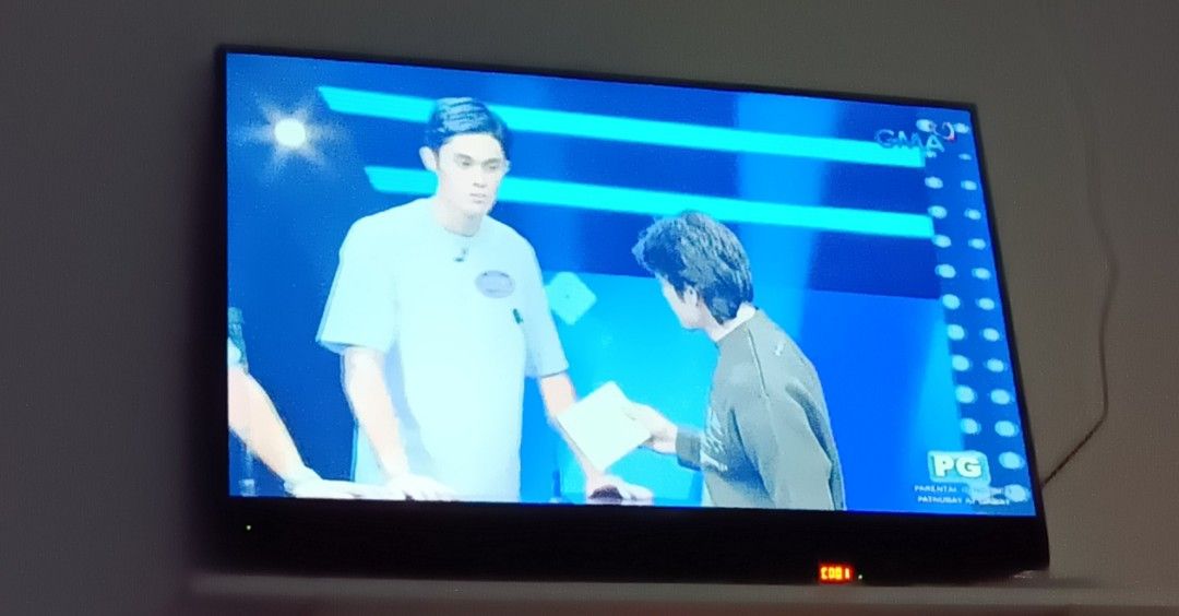Sharp Led 40 television SuperSale (Category: TV) located in Manila. Submitted by ilovesupersale (Listing ID 1453812588, Image 2). Description: GMA affordabox included more freebies NO ISSUE NO ISSUE NO ISSUE gcash payment scheduled pickup.