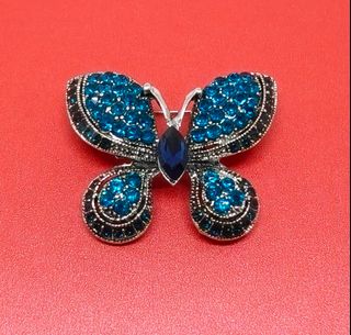 (Category: ) located in . Submitted by shopping_collection (Listing ID 1453862741, Image 1). Description: .