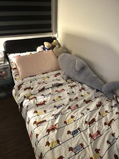 (Category: ) located in . Submitted by miiromii (Listing ID 1453925128, Image 1). Description: .