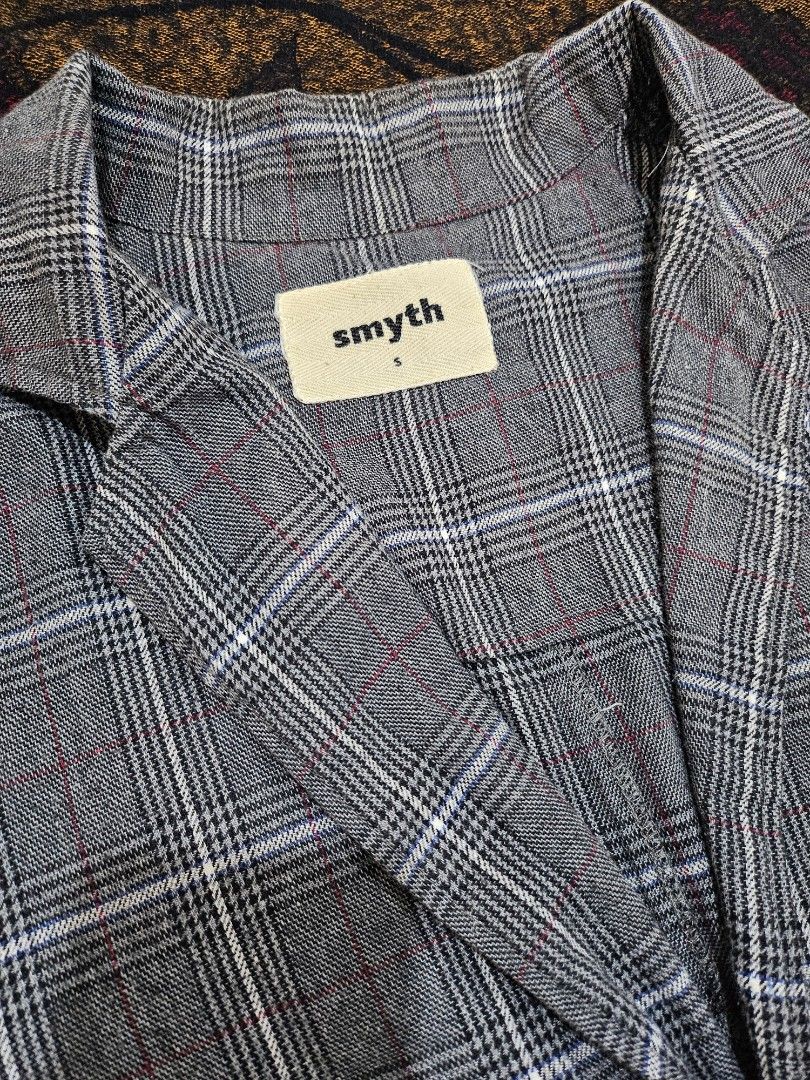 Smyth cotton blazer (Category: Tshirts & Polo Shirts ) located in Candelaria. Submitted by bentablesetc (Listing ID 1453846350, Image 2). Description: Smyth cotton blazer S on tag 21 x 27 220 + sf MOP: Gcash Loc: Candelaria Quezon.