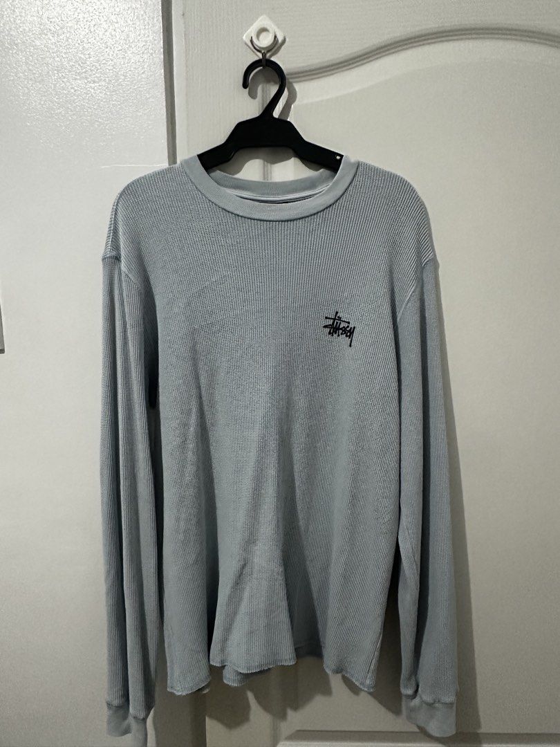 Stussy Thermal Longsleeves (Category: Activewear) located in Manila. Submitted by driftthrift (Listing ID 1453992166, Image 2). Description: STUSSY THERMAL LONGSLEEVES Skyblue color 10/10 color rate medyo dark lang sa due to lighting 28x23 no issue.