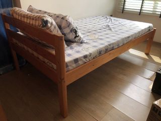 (Category: ) located in . Submitted by uniqoo (Listing ID 1453896280, Image 1). Description: .