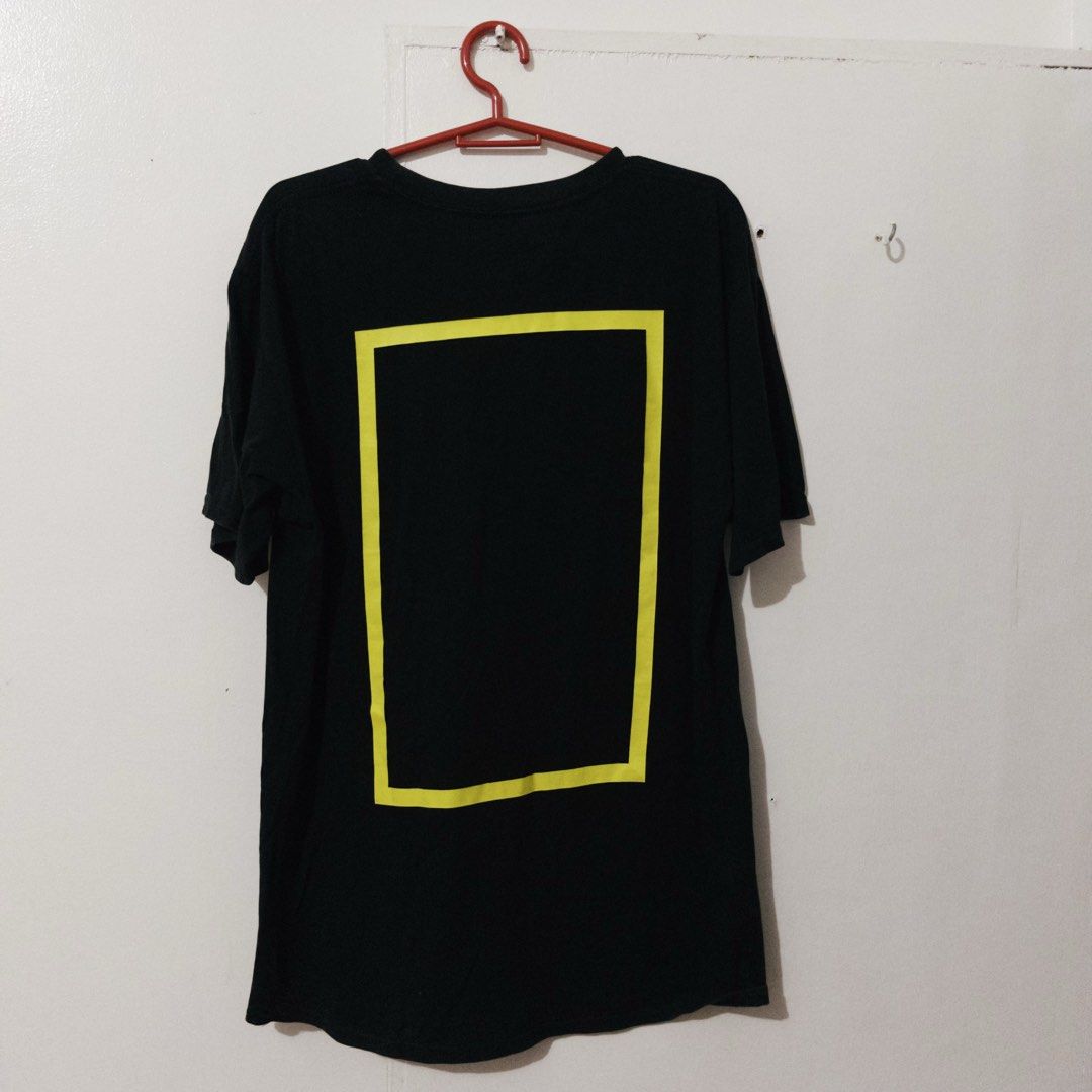 the 1975 wake up shirt size M (Category: Tshirts & Polo Shirts ) located in Cabanatuan. Submitted by halladays (Listing ID 1453943074, Image 2). Description: • bought during a brief inquiry into online relationships tour last 2019 at moa arena • kindly refer to second image for defect • price is still negotiable.