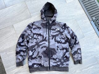 (Category: ) located in . Submitted by urbanmythrift (Listing ID 1453913107, Image 1). Description: .