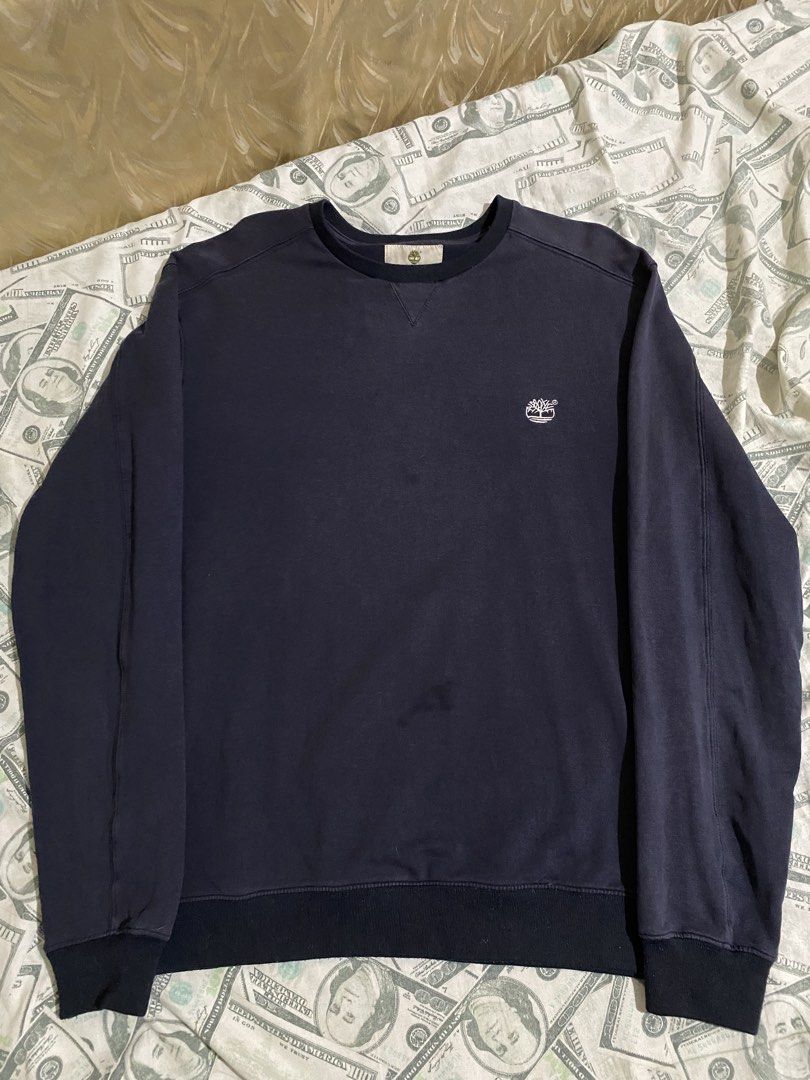 Timberland - Longsleeve Navy Blue (Category: Tshirts & Polo Shirts ) located in Paranaque City. Submitted by haslem (Listing ID 1453973515, Image 1). Description: W: 20 L: 27.