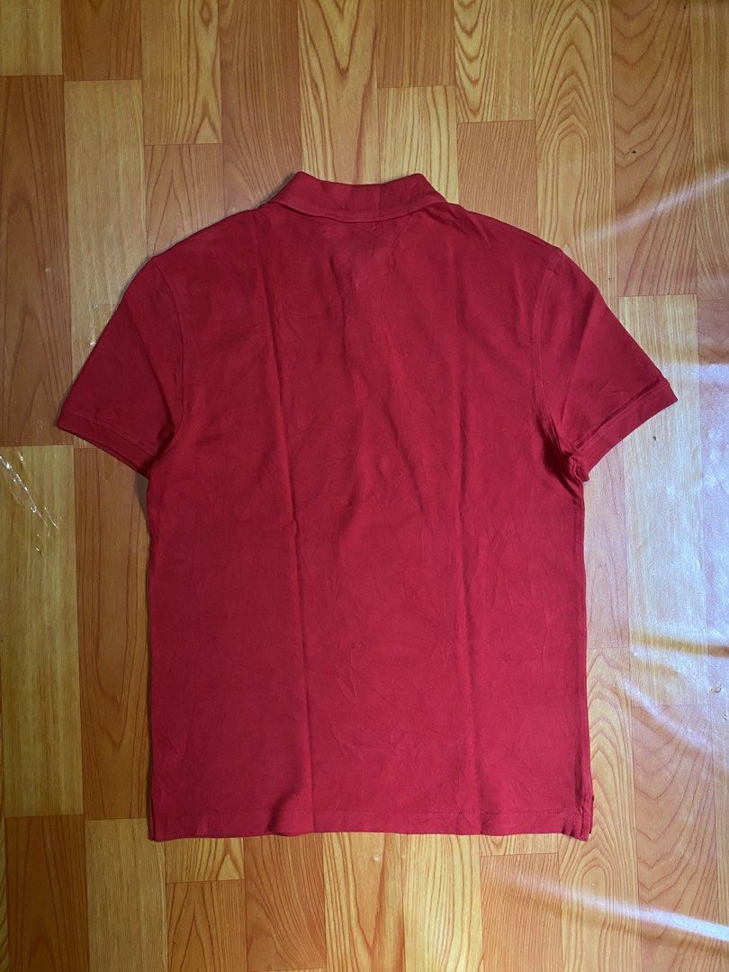 Tommy Hilfiger Polo shirt (Category: Formal Shirts) located in Cebu City. Submitted by jerianix (Listing ID 1453829776, Image 3). Description: Tommy Hilfiger Polo shirt Size small W19.5 L27.5 Excellent condition No issues .
