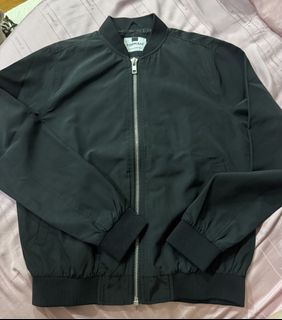 (Category: ) located in . Submitted by preloved.by.jolin (Listing ID 1453950753, Image 1). Description: .