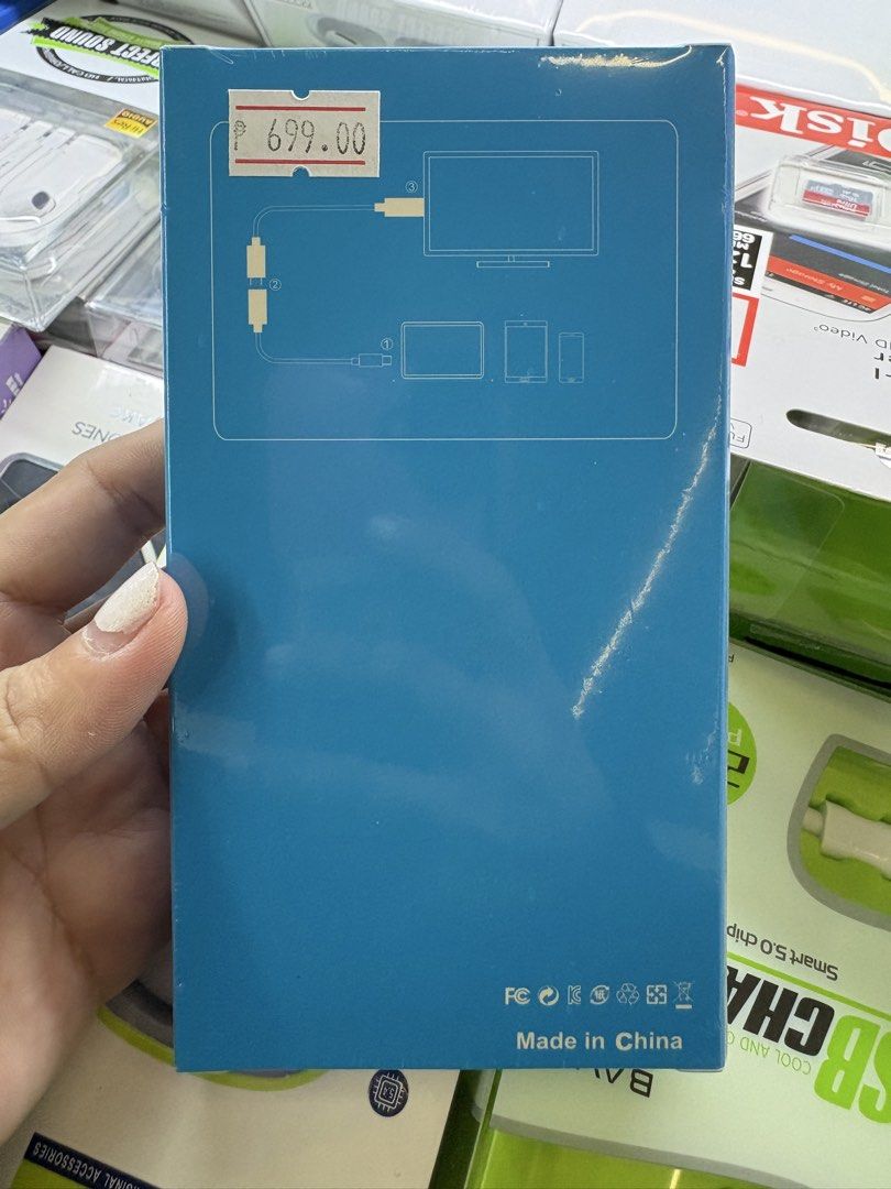 Type C to HDMI Adapter / Converter (Category: Cables & Adaptors) located in Taguig. Submitted by grassyyieeebeyb (Listing ID 1453911633, Image 2). Description: Type C to Hdmi Adapter / Converter 4k x 2k Ultra HD 3840 x 2160 Resolution.