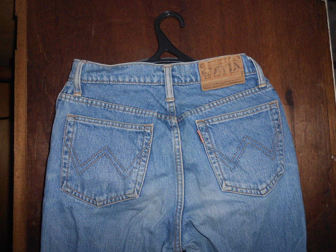 Vintage EDWIN Denim Jeans (Category: Jeans) located in Marikina City. Submitted by pugsonclouds (Listing ID 1453945490, Image 2). Description: RUSH SALE: Classic blue Vintage EDWIN Denim Jeans W: 25-27in L: 38.5in - Straight leg fit - Two back pockets with signature stitching.