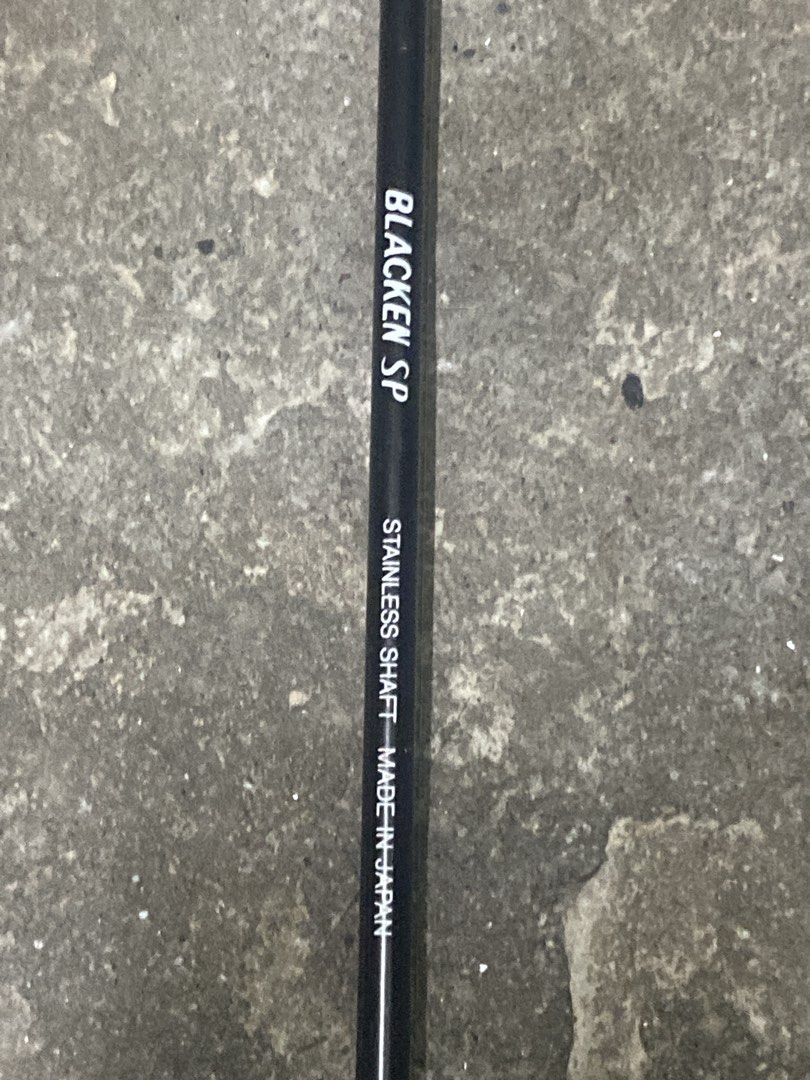 Vintage Yonex Racket (Category: Other Sports Equipment and Supplies) located in Manila. Submitted by kidclutter (Listing ID 1453995364, Image 3). Description: Vintage Yonex Racket Blacken sp B-8100 needs regrip Manila location.