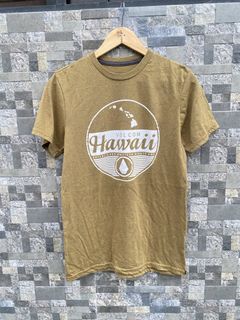 (Category: ) located in . Submitted by thriftandwrap.2020 (Listing ID 1453957753, Image 1). Description: .