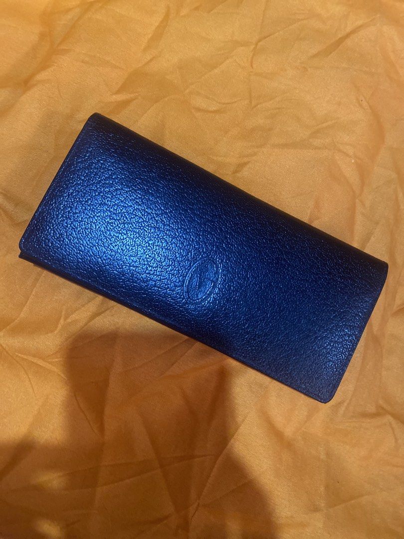 Wallets (Category: Wallets & Card holders) located in Bocaue. Submitted by brightpenguin.a49251 (Listing ID 1453878639, Image 3). Description: Like New.