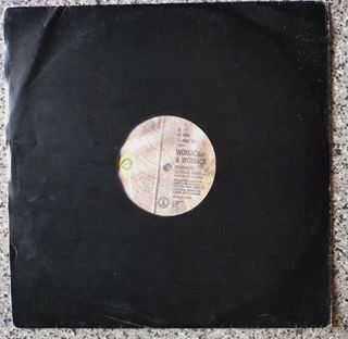 （分類：）位於 。 由 ericshatin 提交（商品編號 1453947683，圖片 1）。簡介： 。