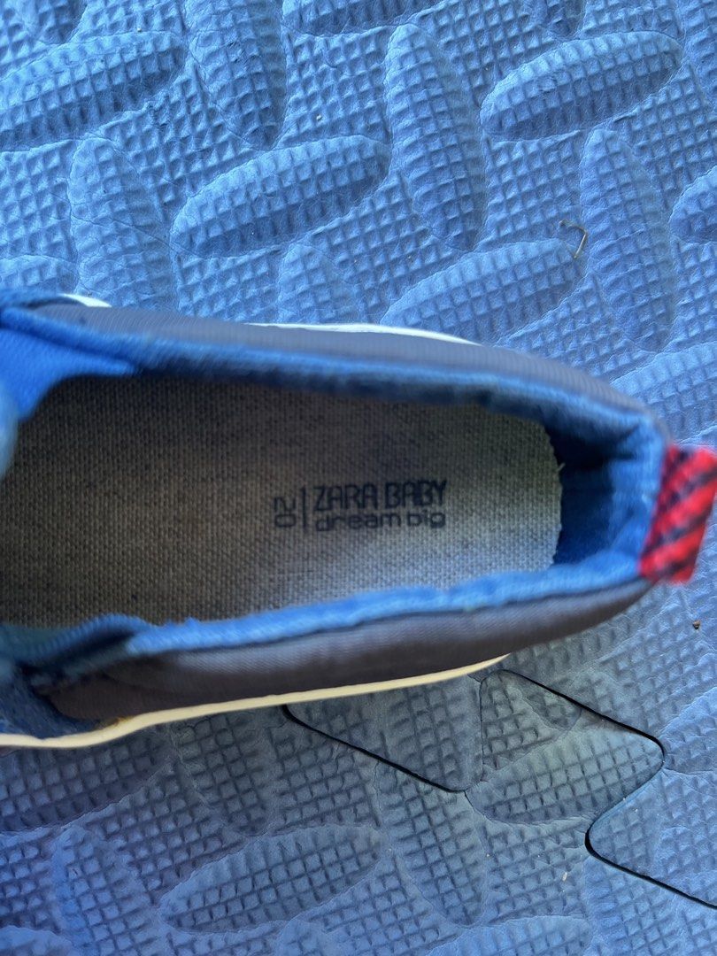 Zara baby slip on 13 cm (Category: Babies & Kids Fashion) located in Quezon City. Submitted by happy_providence (Listing ID 1453863778, Image 2). Description: Quality shoes for baby.