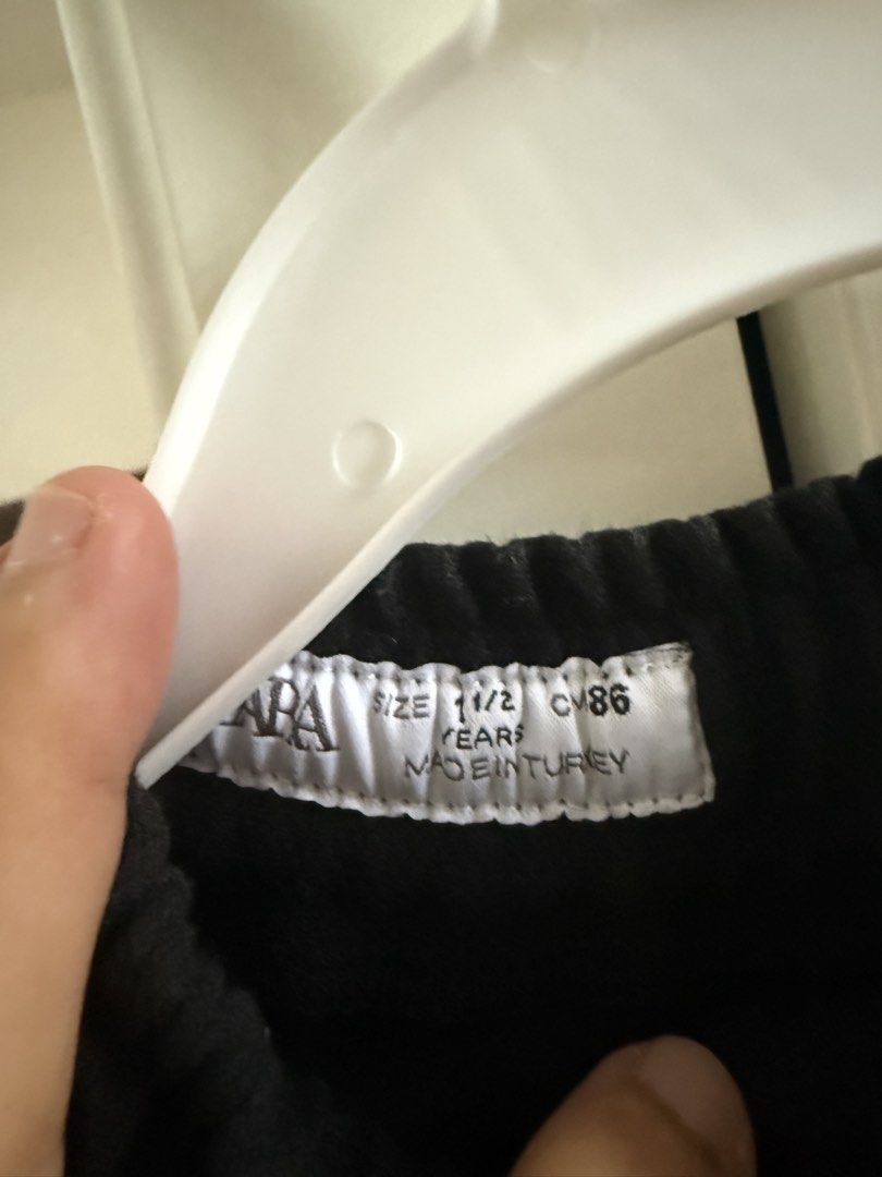 Zara Black Shorts Size 1 1/2 Years (Category: Shorts) located in Quezon City. Submitted by johnybravo21 (Listing ID 1453819733, Image 2). Description: - Zara black shorts - Size: 1 1/2 years (fits 86cm) - Made in Turkey - Elastic waistband with drawstring - Simple and comfy for everyday wear - Great for playtime Origina price 895.