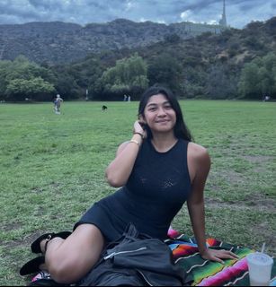 (Category: ) located in . Submitted by closetcoreen (Listing ID 1453907692, Image 1). Description: .