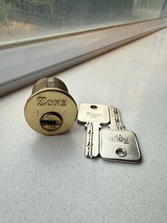 （分類：）位於 。 由 portage 提交（商品編號 1453924269，圖片 1）。簡介： 。