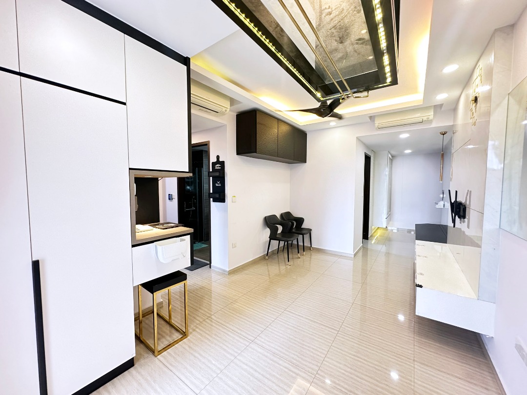 (Category: ) located in . Submitted by otwhomes (Listing ID 1454021634, Image 1). Description: .