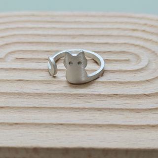 (Category: ) located in . Submitted by prelovedjewelries (Listing ID 1454025875, Image 1). Description: .