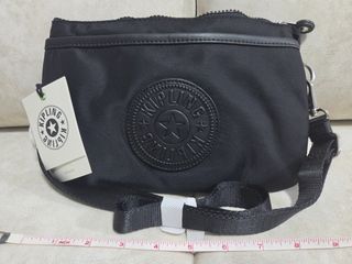 （分類：）位於 。 由 bluelm 提交（商品編號 1454130396，圖片 1）。簡介： 。
