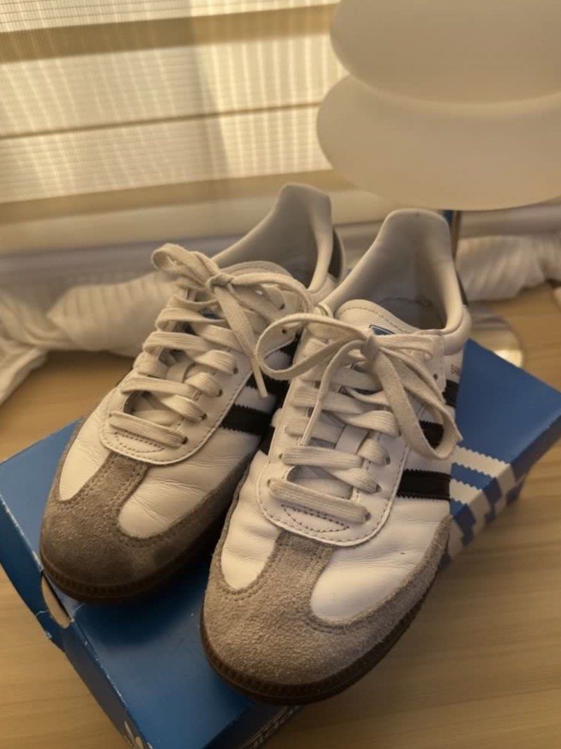 Adidas Samba OG (Category: Sneakers) located in Manila. Submitted by declutterdoctor (Listing ID 1454154226, Image 3). Description: - Adidas Samba OG - Size: UK 6 / US 6.5 / EU 38.5 / 240cm - Color: White leather with black stripes - Features: Grey suede toe cap, gum sole - Condition: Original box included.