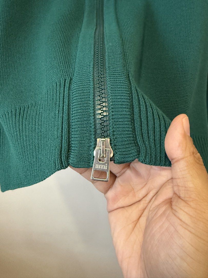 Ami Paris Zip Up Viscose Jacket (Category: Coats, Jackets and Outerwear) located in San Fernando. Submitted by archvst.selects (Listing ID 1454009442, Image 2). Description: E19K503.014 Authentic 💯 🖍️Dark Green 📏XS on tag 18x24 🔎Color Rate: 9.5/10 ₱6500 Excellent Condition, Good as new, No issue.