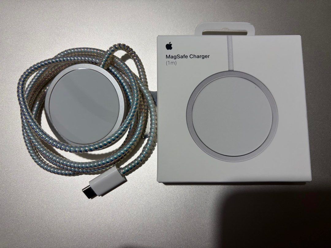 Apple MagSafe Charger (1m) USB-C Braided Cable (Category: Chargers & Cables) located in Makati City. Submitted by yoursthriftly (Listing ID 1454180864, Image 1). Description: ‼️RUSH SALE‼️ Apple MagSafe Charger ▪️1 meter USB-C cable ▪️used twice ▪️Comes in original packaging ▪️with free extra cable protector ✨Authentic✨ ₱1,499 📍Makati.
