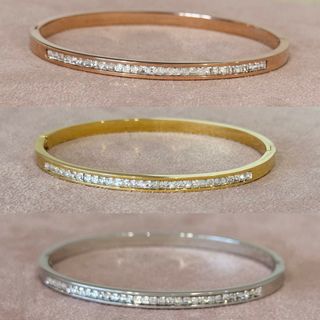 (Category: ) located in . Submitted by jewelryave_sg (Listing ID 1454064855, Image 1). Description: .
