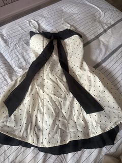(Category: ) located in . Submitted by thriftyfindss (Listing ID 1454072013, Image 1). Description: .