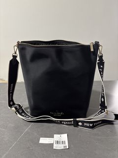 (Category: ) located in . Submitted by mel_shopper (Listing ID 1454088170, Image 1). Description: .