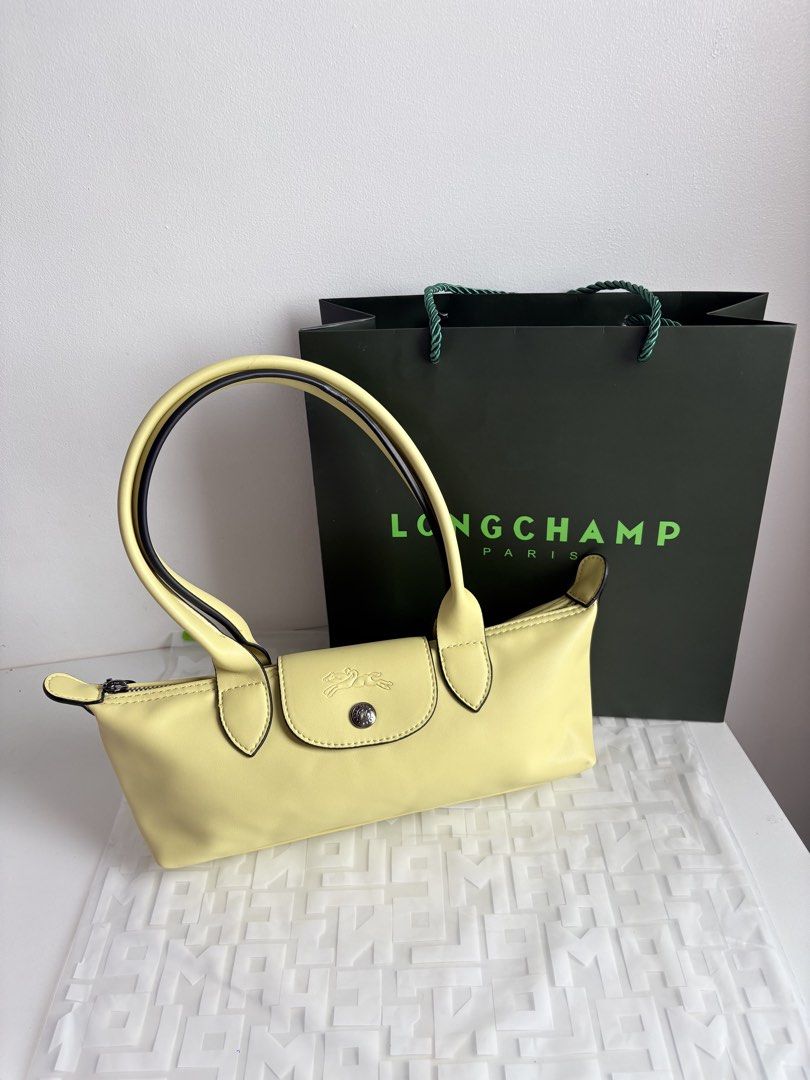 AUTHENTIC Longchamp Le Pliage Xtra East west in LIME (Category: Shoulder Bags) located in Manila. Submitted by willowsbags (Listing ID 1454063822, Image 1). Description: ⋆˚࿔ authentic quality from japan 🇯🇵 ⋆˚࿔ sourced from longchamp japan outlet store ⋆˚࿔ comes with dust bag ⋆˚࿔ 3-5 max days pre-order time, will be shipped once on hand ⋆˚࿔ SHIPPING: lalamove / jnt (no rush shipping, normal processing is around 1-2 days depending on the amount o