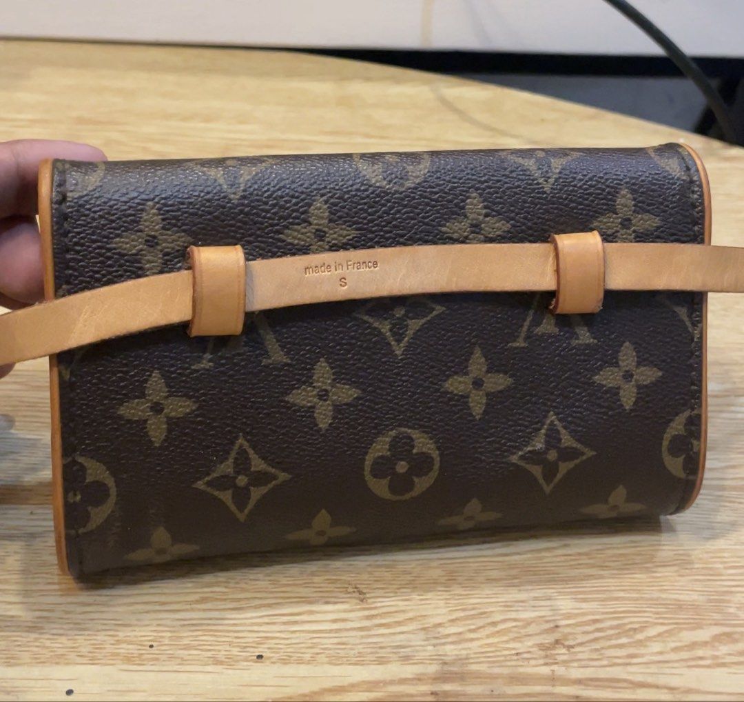 Authentic lv belt bag (Category: Luxury Accessories) located in Cavite. Submitted by ohmie23 (Listing ID 1454188098, Image 2). Description: Authentic lv belt bag.