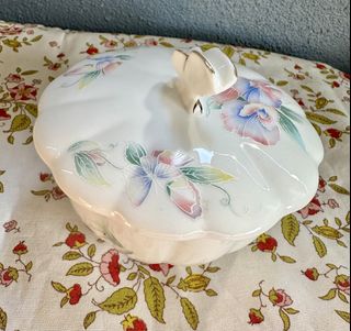 (Category: ) located in . Submitted by antiquevintage16 (Listing ID 1454092006, Image 1). Description: .