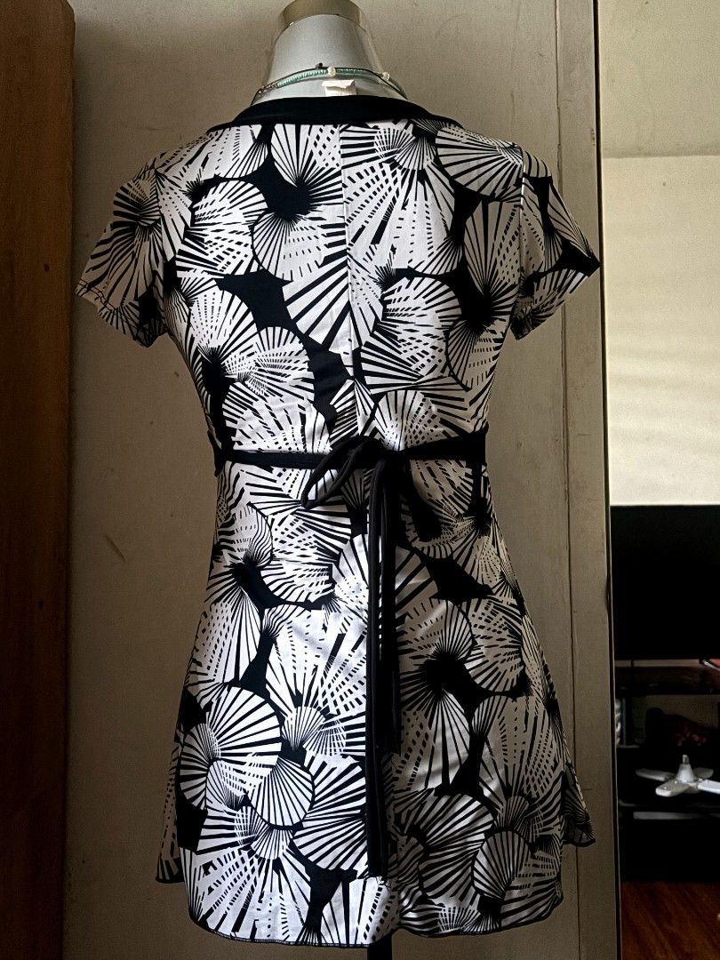baby doll milkmaid top (Category: Blouses) located in Quezon City. Submitted by ubelvr (Listing ID 1454071795, Image 2). Description: 🍥 size s-m with waist tie like new!.