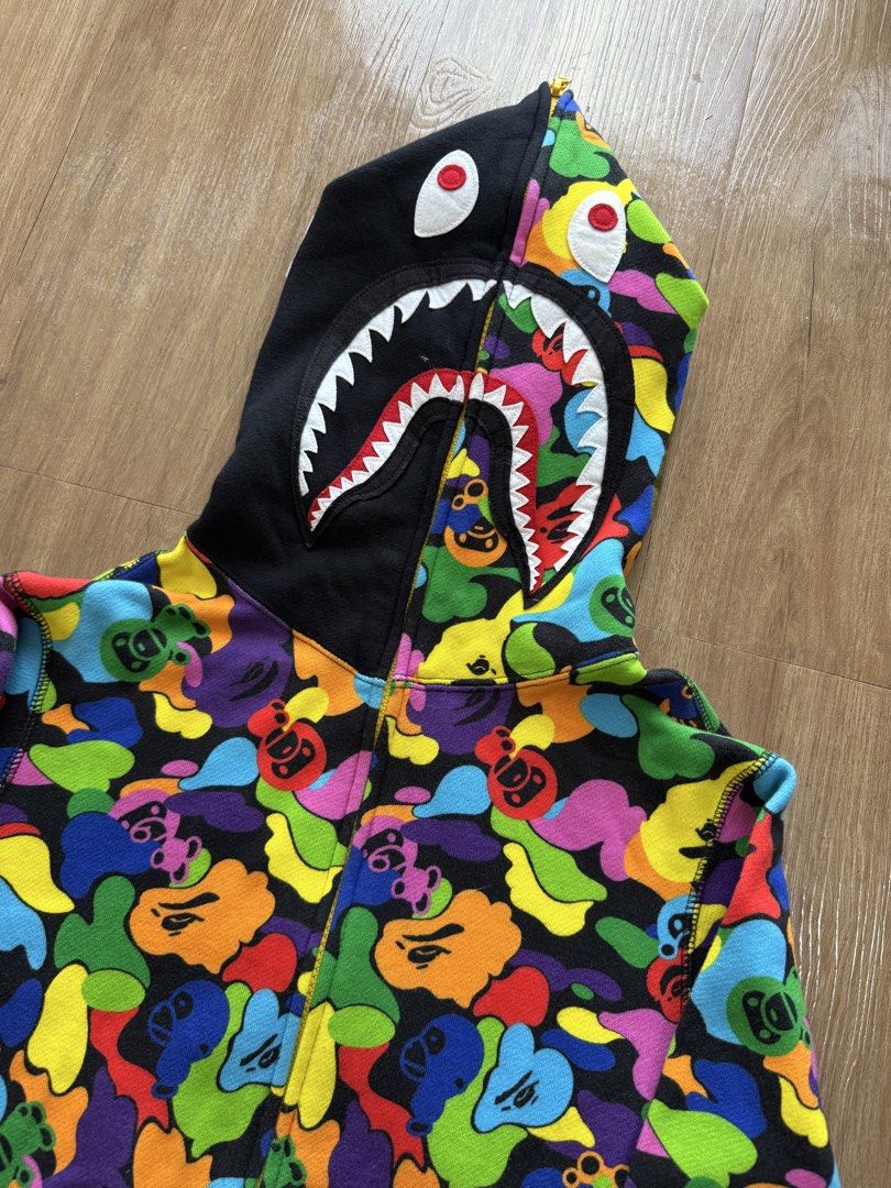 Bape Shark Multi Camo Hoodie (Category: Activewear) located in Quezon City. Submitted by daddysource (Listing ID 1454098357, Image 2). Description: Bape Shark Multi Camo Hoodie Small | Excellent ₱6,500 .