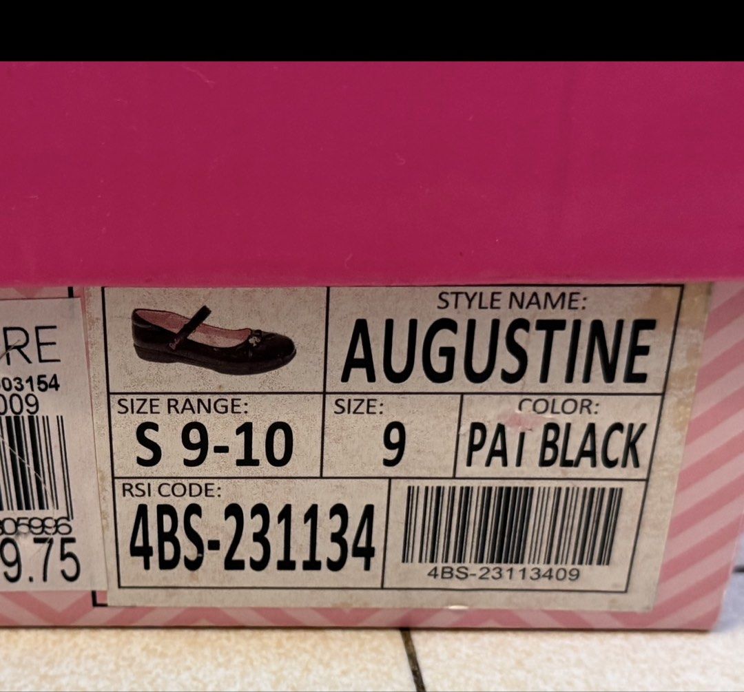 Barbie Black Shoes Augustine Size 9 (Category: Babies & Kids Fashion) located in San Juan City. Submitted by knickscorner (Listing ID 1454180617, Image 2). Description: Size 9 comes with original box used needs cleaning .