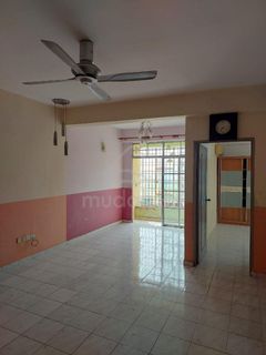 (Category: ) located in . Submitted by ezzwanjaafar (Listing ID 1444095334, Image 1). Description: .