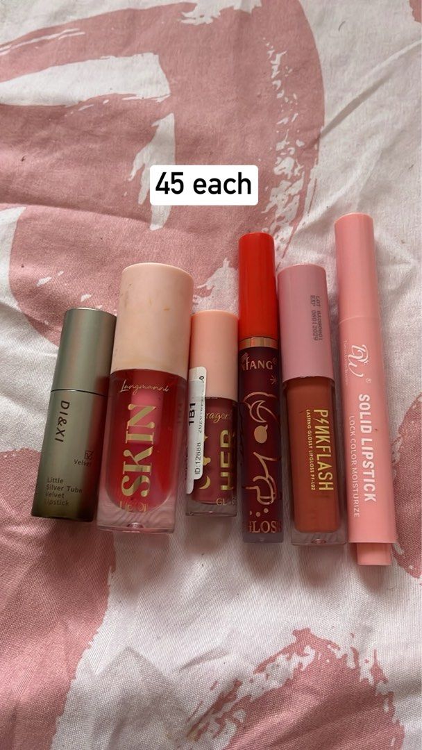 BELOW SRP MAKEUP!! DECLUTTER PRICES (Category: Makeup) located in Bacoor. Submitted by miyusellsfigures (Listing ID 1454123567, Image 3). Description: PM ME FOR DETAILS OR TO SEE THE NOTEBOOK MAKEUP VIDEOS!! DECLUTTER PRICES! 📍BACOOR, CAVITE.
