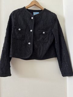 (Category: ) located in . Submitted by closet_collection_ (Listing ID 1454037803, Image 1). Description: .