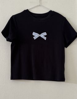 (Category: ) located in . Submitted by closet_collection_ (Listing ID 1454038894, Image 1). Description: .